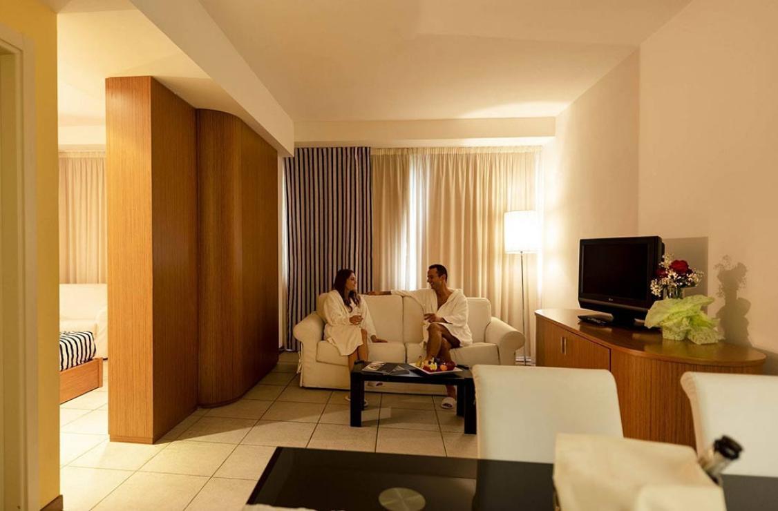 admiralpalace it junior-suite 006